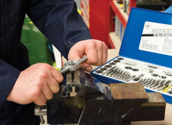 Profi Gewindeschneidwerkzeuge Set 40-tlg.