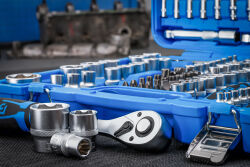 Ratschen Steckschlüssel Satz 192-tlg. Wellenprofil 6,3 mm (1/4") / 10 mm (3/8") / 12,5 mm (1/2")