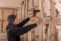 BESSEY Einhandzwinge mit drehbarem Griff EZ360 300 mm