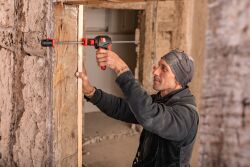 BESSEY Einhandzwinge mit drehbarem Griff EZ360 450 mm