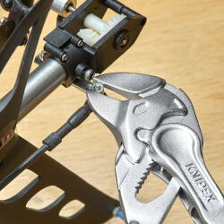 KNIPEX 86 04 100 Zangenschlüssel XS 100 mm verchromt Zange und Schraubenschlüssel in einem Werkzeug aufgeprägte raue Oberfläche