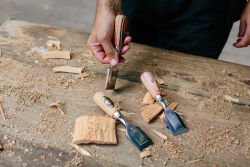 KIRSCHEN W.I.N.A.C. Kurzbeitel in Lederholster 35 mm mit Skateboardheft 1155000 | Gravur möglich