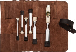 KIRSCHEN WOODWORKER Essentials Set 2 - Stechbeitelsatz 6-10-12-16-20-26 mm in Ledertasche + Holzhammer + Anreißmesser 1821000 | Gravur möglich