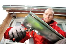 BESSEY Idealschere klein und wendig D15A rechtsschneidend 180 mm
