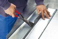 BESSEY Falzzange 90° gebogen mit PVC Griffen D35-60-P