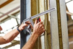 BESSEY Ganzstahl-Schraubzwinge GZ25KG 250 x 120 mm