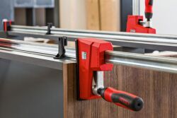 BESSEY 2 x Korpuszwinge REVO KRE60-2K-OH 600 x 95 mm